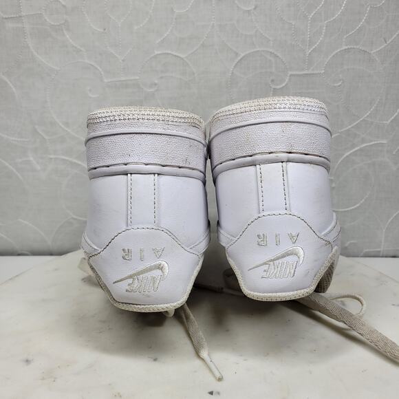 Nike Air Force 1 Low '07 Triple White CW2288-111 Men’s 9 Leather Sneakers - Picture 12 of 13